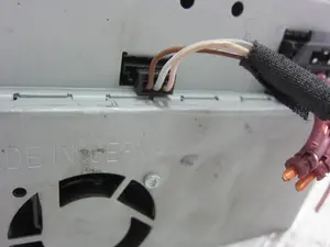 Foto de SISTEMA AUDIO / RADIO CD MERCEDES-BENZ CLS (BM 219) 5.0 V8 24V CAT (306 CV / 225 KW) referencia A2118700089001 foto 8