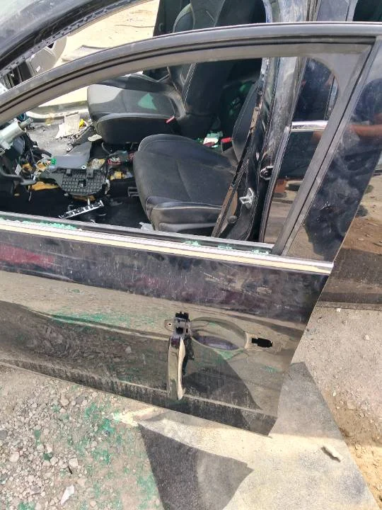 Foto de PUERTA DELANTERA IZQUIERDA RENAULT MEGANE IV BERLINA 5P
