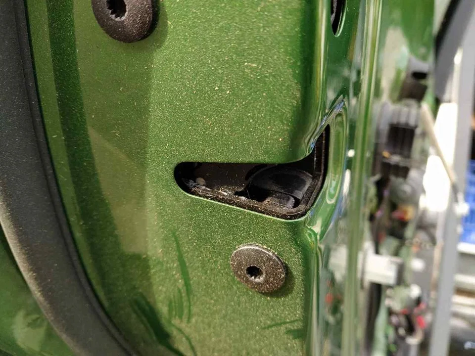 Foto de CERRADURA PUERTA TRASERA DERECHA PORSCHE MACAN (95BA)
