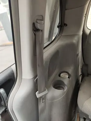 Foto de CINTURON SEGURIDAD TRASERO DERECHO KIA CARNIVAL 2.9 CRDi CAT (185 CV / 136 KW)