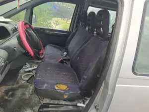 Foto de ASIENTO DELANTERO IZQUIERDO PEUGEOT EXPERT FURGÓN COMFORT (1995) 2.0 HDi (109 CV / 80 KW)
