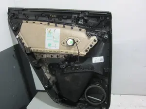 Foto de GUARNECIDO PUERTA TRASERA DERECHA VOLKSWAGEN TIGUAN (AD1) 2.0 TDI DPF (239 CV / 176 KW) referencia 5NA867212 foto 3