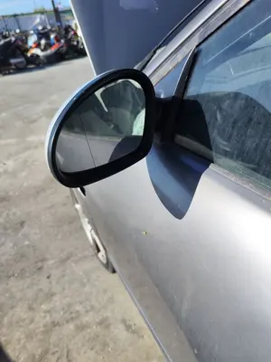 Foto de RETROVISOR IZQUIERDO SEAT IBIZA (6L1) 1.9 TDI (101 CV / 74 KW) foto 2