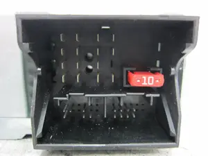 Foto de SISTEMA AUDIO / RADIO CD FIAT II SCUDO (272) COMBI 2.0 JTDM (120 CV / 88 KW) referencia 96662669XT04 foto 9