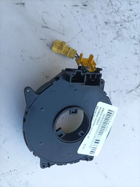 Foto de ANILLO AIRBAG HYUNDAI ACCENT (LC) 1.3 CAT (84 CV / 62 KW) referencia DB1Z0130137