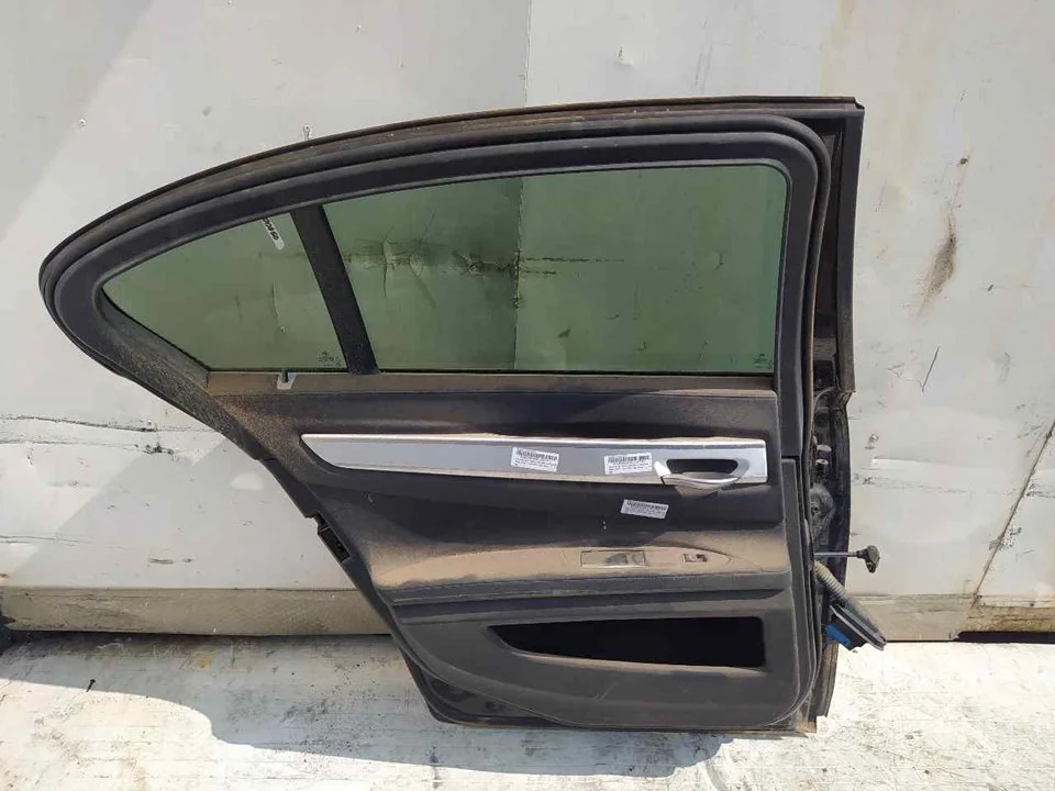 Foto de GUARNECIDO PUERTA TRASERA IZQUIERDA BMW SERIE 7 (F01/F02) 3.0 Turbodiesel (313 CV / 230 KW)