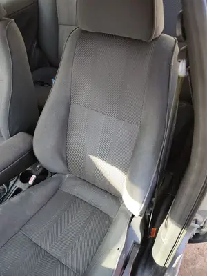 Foto de ASIENTO DELANTERO IZQUIERDO ALFA ROMEO 147 (190) 1.9 JTD CAT (110 CV / 81 KW) foto 2