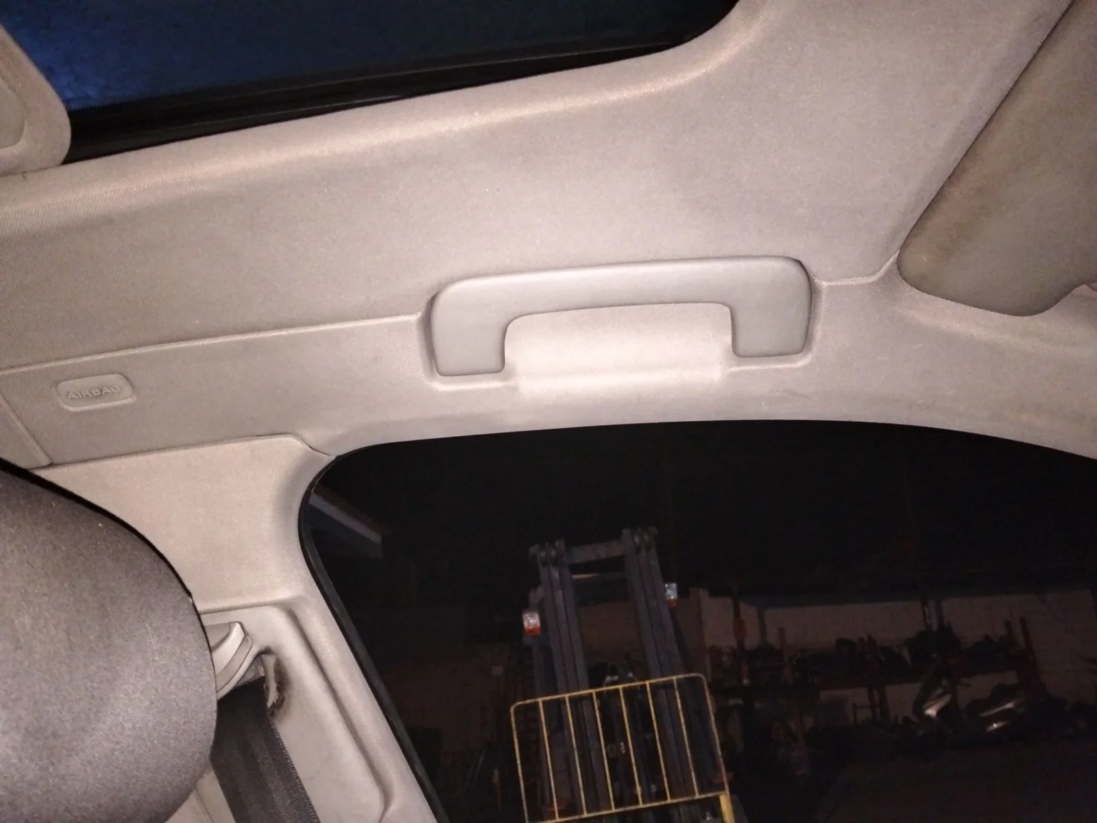 Foto de ASIDERO TECHO DELANTERO IZQUIERDO AUDI A4 BERLINA (8E)