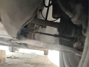 Foto de BRAZO SUSPENSION DELANTERO IZQUIERDO RENAULT CLIO III 1.5 dCi Diesel CAT (86 CV / 63 KW)