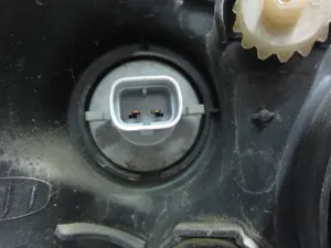 Foto de FARO IZQUIERDO CHEVROLET AVEO BERLINA 1.3 Diesel CAT (95 CV / 70 KW) referencia 96831091 foto 6