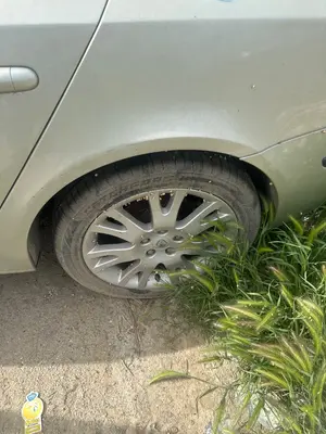Foto de JUEGO LLANTAS RENAULT LAGUNA II (BG0) 2.0 (135 CV / 99 KW) foto 4