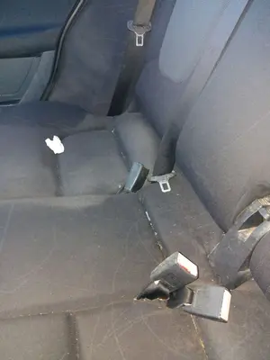 Foto de ENGANCHE CINTURON TRASERO DERECHO SMART FORFOUR 1.5 CDI CAT (68 CV / 50 KW)