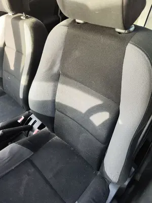 Foto de ASIENTO DELANTERO IZQUIERDO PEUGEOT 207 1.4 HDi (68 CV / 50 KW) foto 3