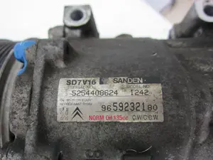 Foto de COMPRESOR AIRE ACONDICIONADO CITROEN BERLINGO referencia SD7V161242 foto 2