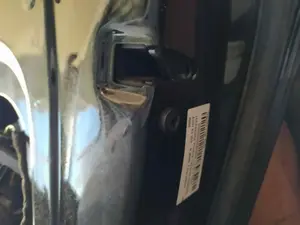 Foto de CERRADURA PUERTA TRASERA DERECHA AUDI A3 SEDÁN (8VM) 2.0 16V TDI (150 CV / 110 KW)