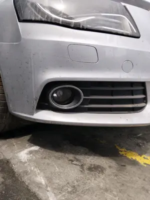 Foto de FARO ANTINIEBLA IZQUIERDO AUDI A4 BERLINA (8K2) 2.0 16V TDI (143 CV / 105 KW)