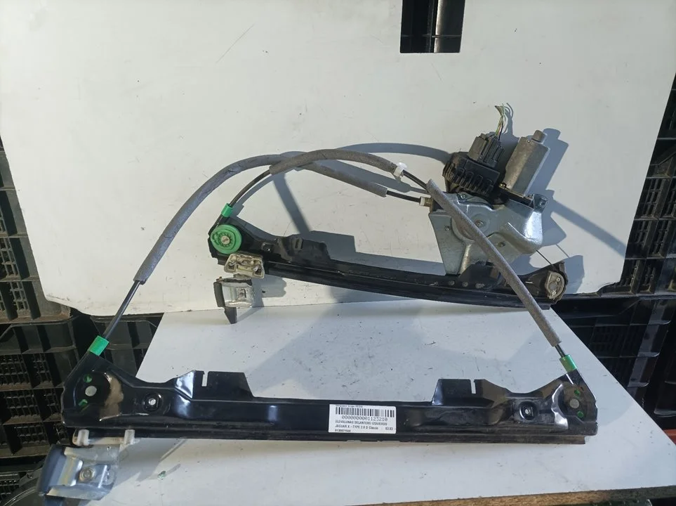 Foto de ELEVALUNAS DELANTERO IZQUIERDO JAGUAR X-TYPE 2.0 Diesel CAT (131 CV / 96 KW) referencia 0130821946