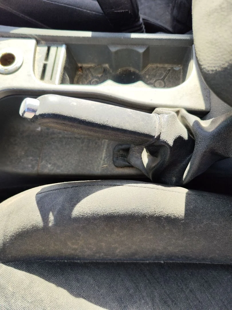Foto de PALANCA FRENO FORD FOCUS CABRIO (CA5) 2.0 TDCi CAT (136 CV / 100 KW)