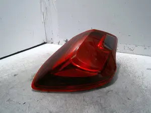 Foto de PILOTO TRASERO IZQUIERDO OPEL CORSA C 1.3 16V CDTI CAT (Z 13 DT / LN9) (69 CV / 51 KW) referencia 460034366 foto 6