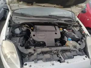 Foto de BISAGRA CAPO DERECHA FIAT GRANDE PUNTO (199) 1.3 16V JTD CAT (75 CV / 55 KW) referencia 0051761348