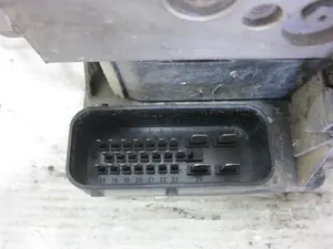 Foto de ABS RENAULT LAGUNA (B56) 1.9 dCi Diesel CAT (107 CV / 79 KW) referencia 10094614023 foto 10
