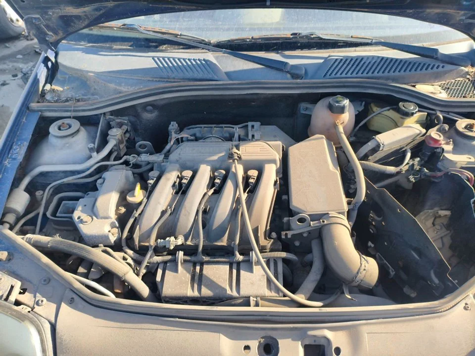 Foto de MOTOR ARRANQUE RENAULT CLIO II FASE I (B/CB0) 1.4 16V (98 CV / 72 KW)