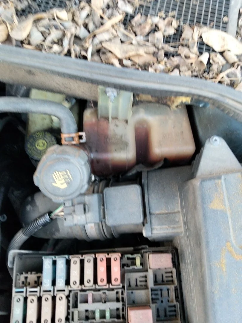 Foto de DEPOSITO EXPANSION RENAULT LAGUNA II (BG0) 1.9 dCi Diesel CAT (101 CV / 74 KW) referencia 8200447047