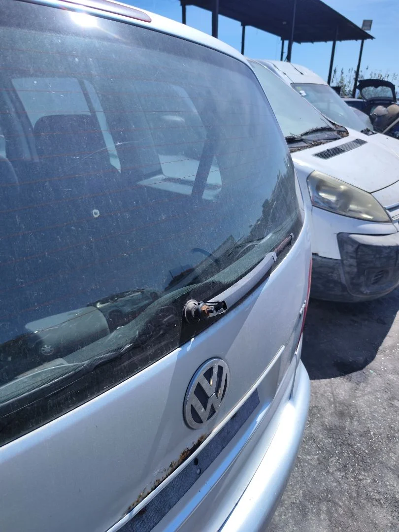 Foto de MOTOR LIMPIA TRASERO VOLKSWAGEN TOURAN (1T1) 1.9 TDI (105 CV / 77 KW)