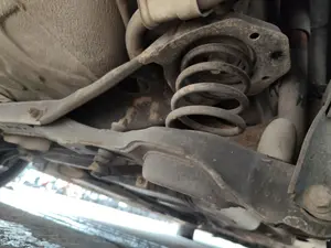 Foto de PUENTE TRASERO FORD FOCUS BERLINA (CAP) 1.6 TDCi CAT (90 CV / 66 KW) referencia 1758060 foto 2