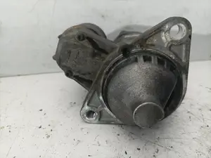 Foto de MOTOR ARRANQUE NISSAN PRIMERA BERLINA (P12) referencia 233009F660 foto 2