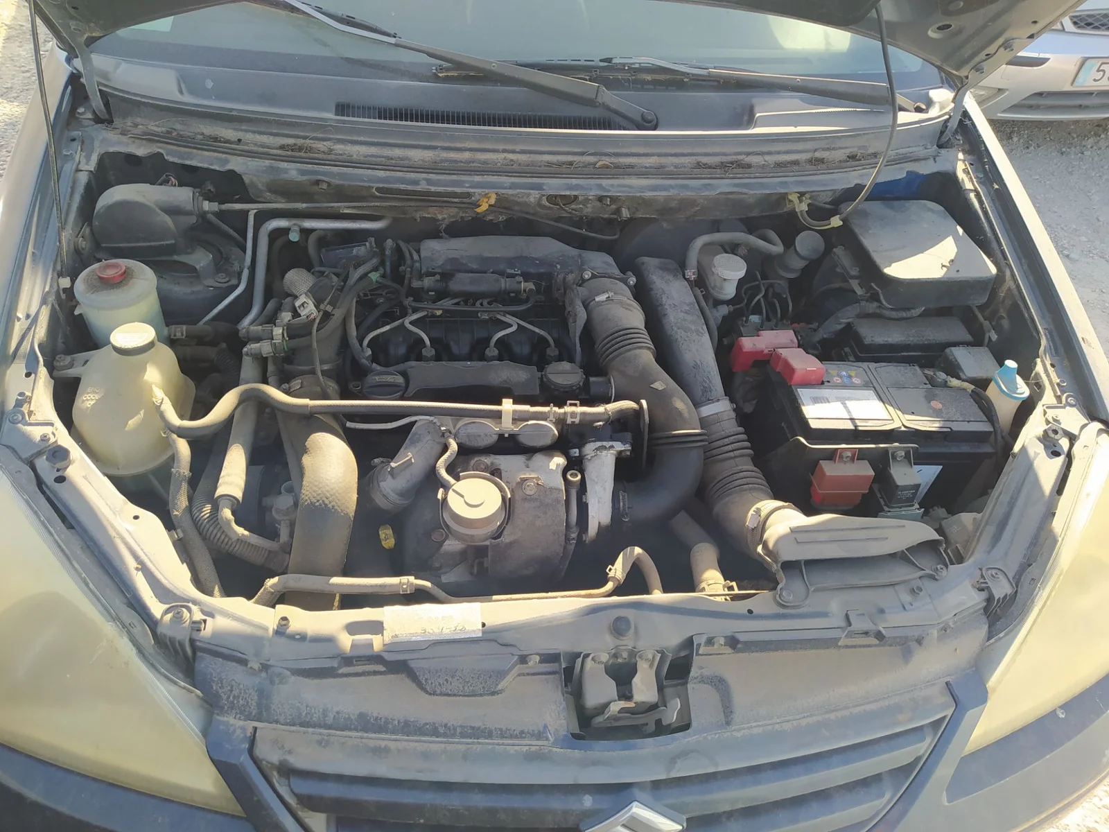 Foto de PUNTA CHASIS DELANTERA SUZUKI LIANA (RH/ER) 1.4 16V DDiS Diesel CAT (90 CV / 66 KW)