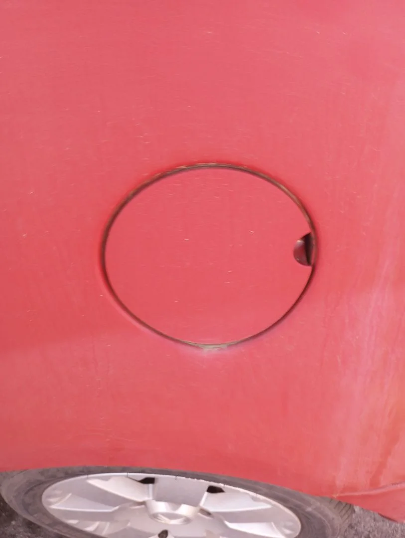 Foto de TAPA EXTERIOR COMBUSTIBLE CITROEN C2 1.4 (73 CV / 54 KW)