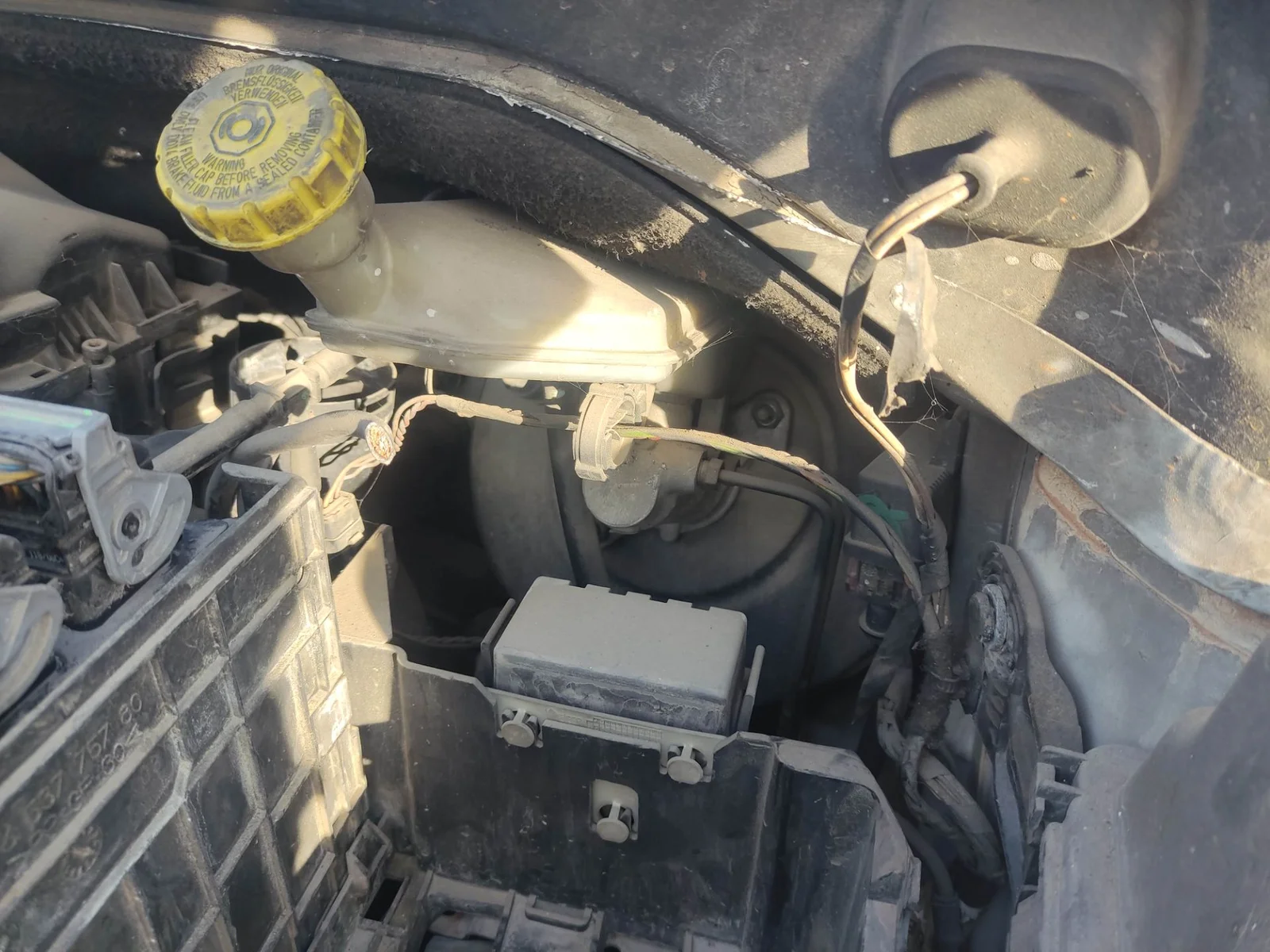 Foto de BOMBA FRENO PEUGEOT 207 1.6 HDi FAP CAT (9HZ / DV6TED4) (109 CV / 80 KW)