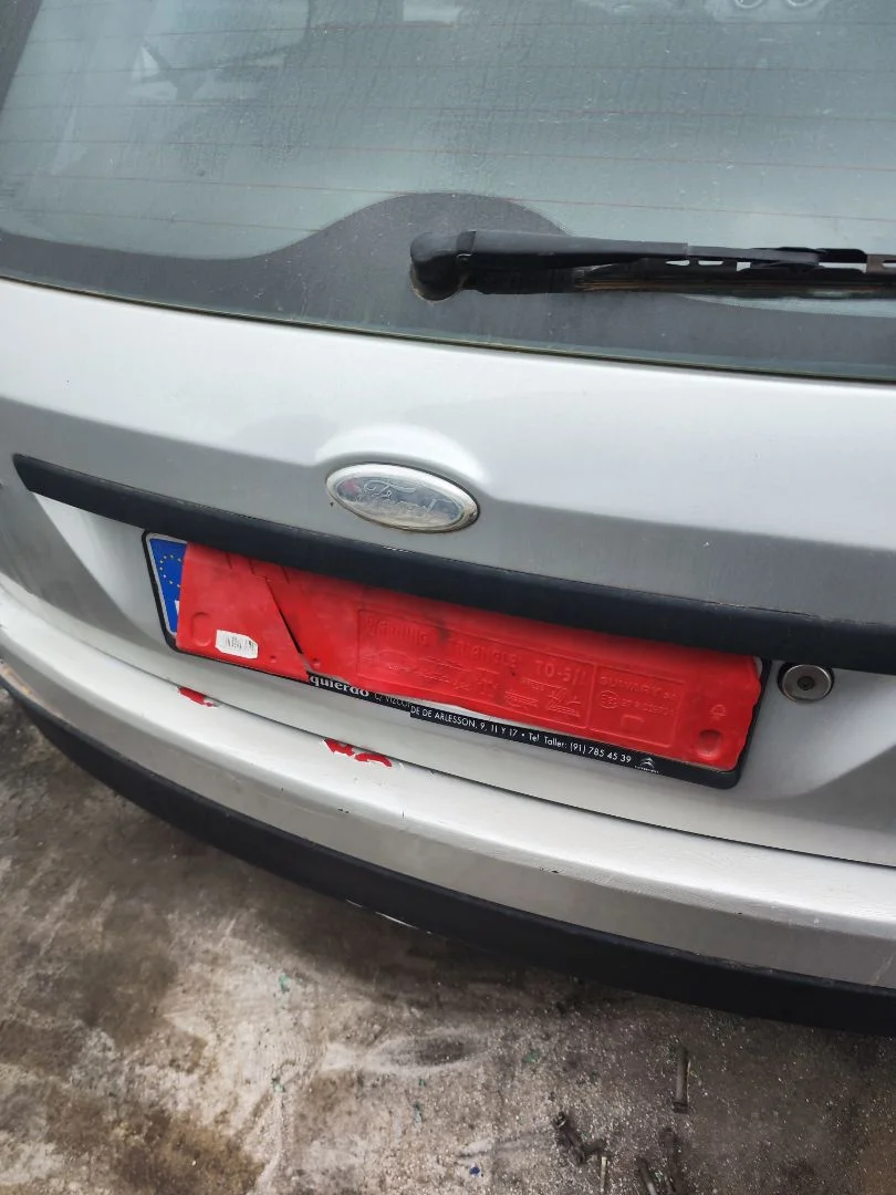 Foto de CERRADURA MALETERO / PORTON FORD FIESTA (CBK) 1.4 TDCi CAT (68 CV / 50 KW)