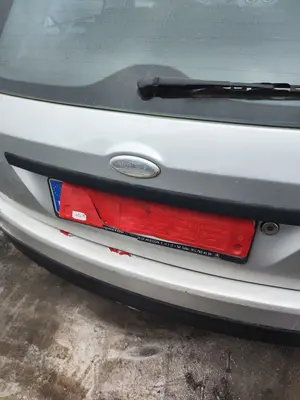 Foto de CERRADURA MALETERO / PORTON FORD FIESTA (CBK) 1.4 TDCi CAT (68 CV / 50 KW)