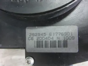 Foto de MANDO MULTIFUNCION CITROEN C3 1.4 HDi (68 CV / 50 KW) referencia 282945 foto 9