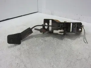 Foto de PEDAL EMBRAGUE MITSUBISHI 3000 GT (Z10) 3.0 Biturbo (286 CV / 210 KW)