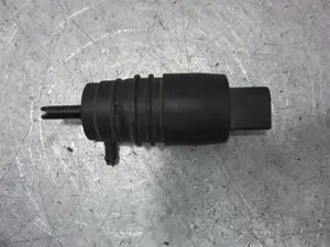 Foto de BOMBA LIMPIA SEAT CORDOBA BERLINA (6K2) 1.9 SDI (68 CV / 50 KW) referencia 1K5955651