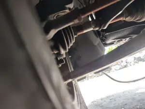 Foto de BRAZO SUSPENSION DELANTERO IZQUIERDO FORD C-MAX (CB3)(2007) 1.8 TDCi Turbodiesel CAT (116 CV / 85 KW)