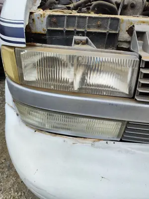 Foto de FARO DERECHO CHEVROLET ASTRO VAN 4.3 V6 CAT (189 CV / 139 KW)