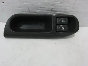 Foto de MANDO ELEVALUNAS DELANTERO IZQUIERDO RENAULT SCENIC I (JA...) 1.9 dCi Diesel CAT (102 CV / 75 KW) referencia 7700431172