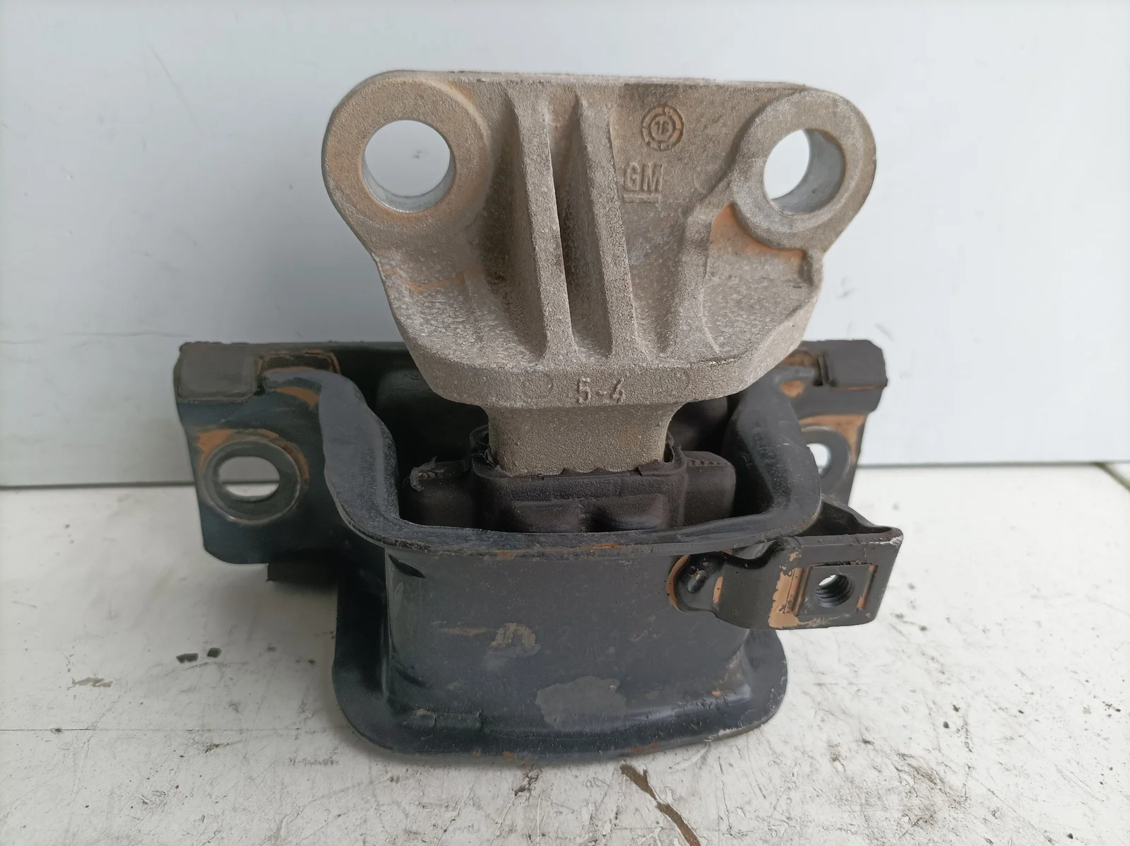 Foto de SOPORTE MOTOR OPEL CORSA E referencia 468646740