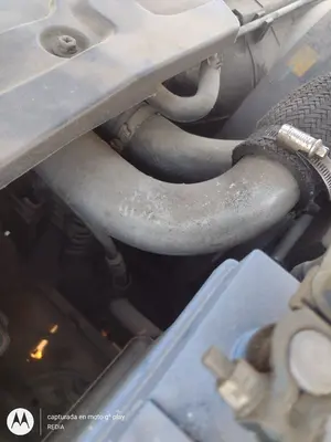 Foto de RADIADOR AGUA SSANGYONG RODIUS 2.7 Turbodiesel CAT (163 CV / 120 KW)