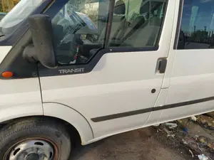 Foto de PUERTA DELANTERA IZQUIERDA FORD TRANSIT COMBI (FY) 2.0 TD CAT (75 CV / 55 KW) referencia 4703954 foto 2