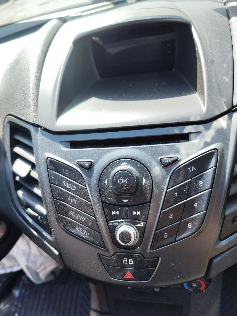 Foto de SISTEMA AUDIO / RADIO CD FORD FIESTA (CNN) 1.5 TDCi CAT (75 CV / 55 KW)