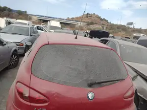 Foto de PORTON TRASERO ALFA ROMEO 147 (190) 1.6 16V CAT (105 CV / 77 KW) referencia 0096519743