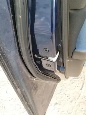 Foto de CERRADURA PUERTA DELANTERA IZQUIERDA MAZDA 6 BERLINA (GH) 2.2 Turbodiesel CAT (163 CV / 120 KW) referencia GS1D-59-310B