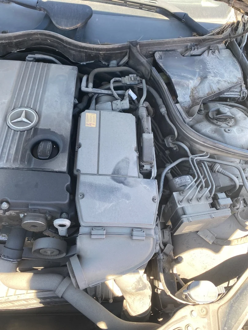 Foto de CAJA FILTRO AIRE MERCEDES-BENZ CLK (BM 209) CABRIO 1.8 CAT (163 CV / 120 KW)