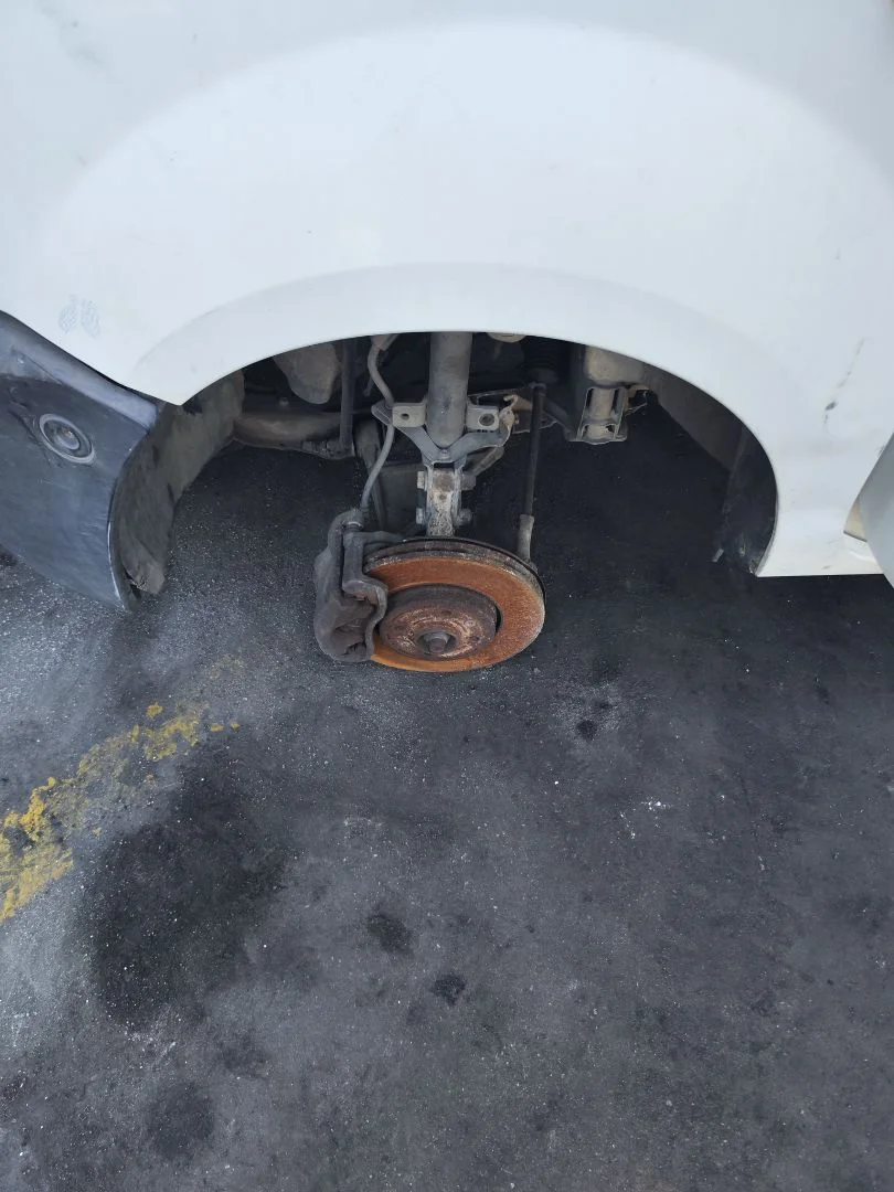 Foto de MANGUETA DELANTERA IZQUIERDA RENAULT KANGOO I (F/KC0) 1.9 dCi Diesel CAT (84 CV / 62 KW) referencia 7700437032