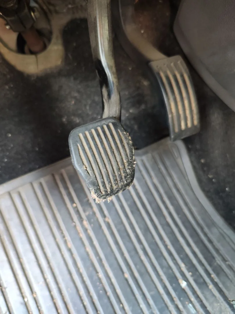 Foto de PEDAL FRENO FORD FOCUS BERLINA (CAP) 1.8 TDCi Turbodiesel CAT (116 CV / 85 KW)